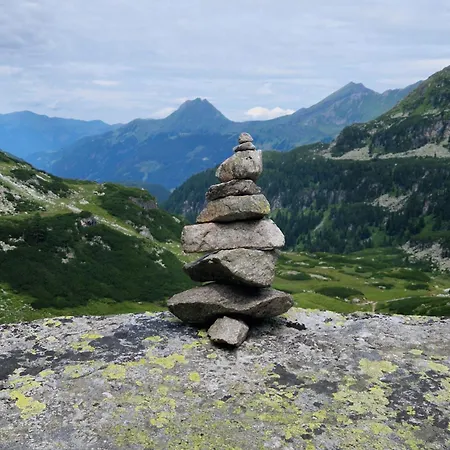 Daire Hinterkerschbaum *